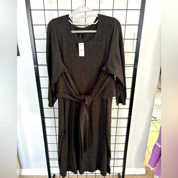 Lane Bryant Long Sleeve Wrap Sweater Gray Midi Dress NWT - Picture 1 of 12
